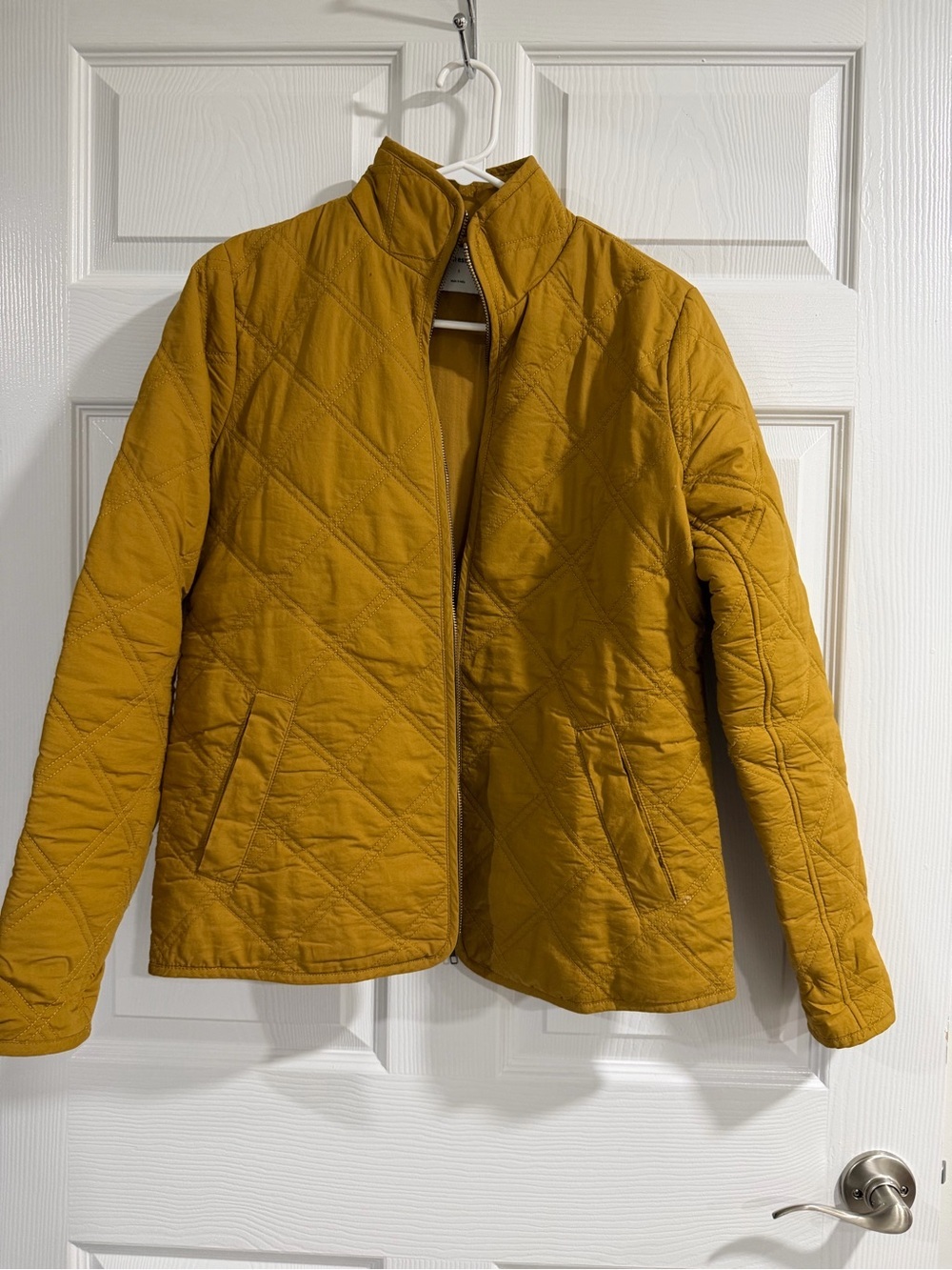 Amazon Essentials Quilted Jacket in Mustard Yellow